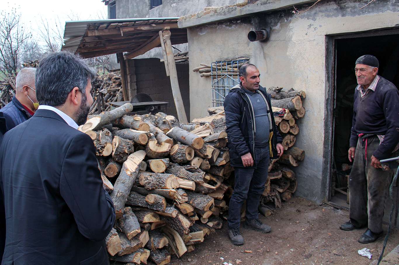 HÜDA PAR Diyarbakır İl Başkanı Dinç: "Oduncular Pazarı’nın sorunları giderilmeli"